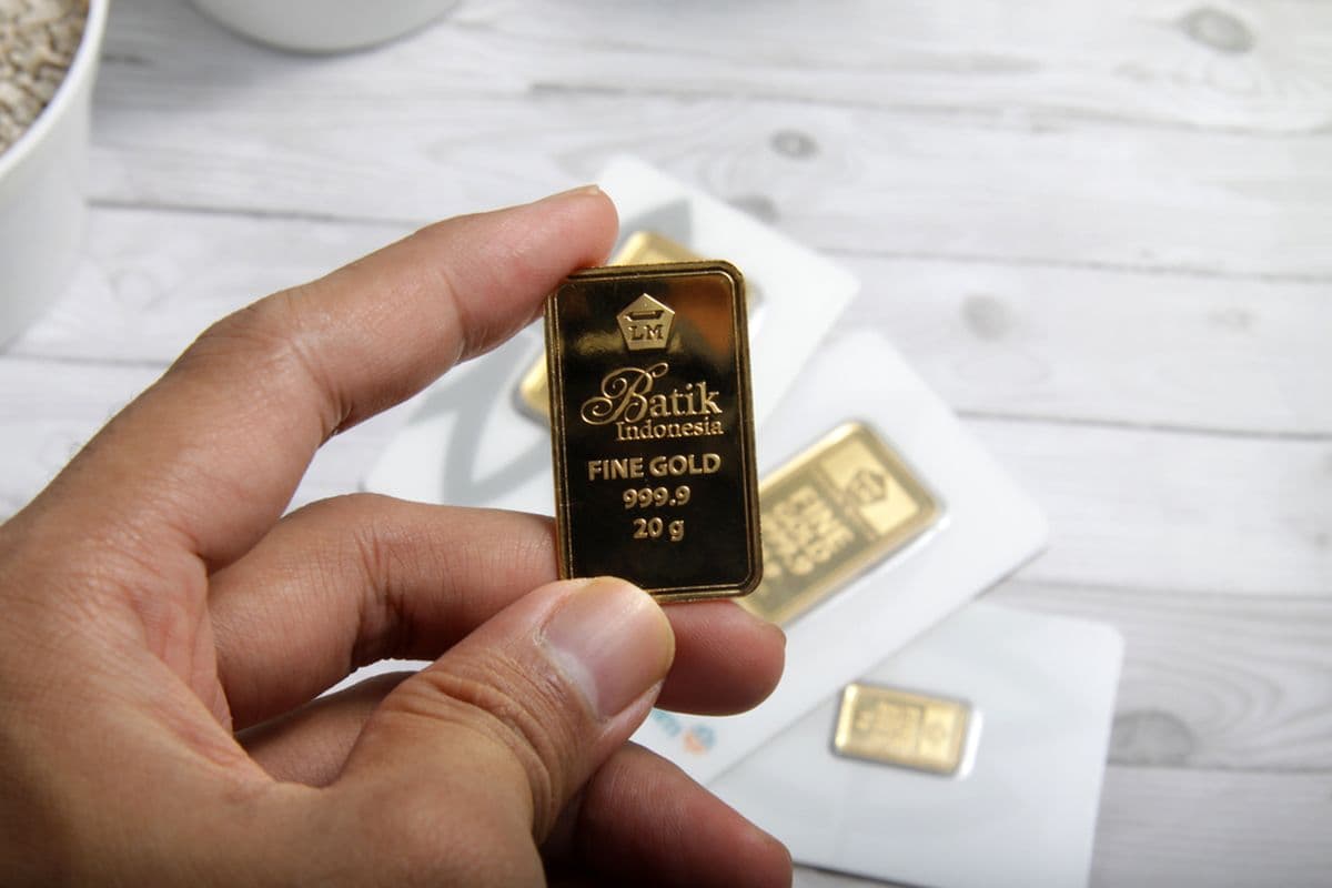 Harga Emas Turun Rp7.000 per Gram pada 13 Agustus 2025