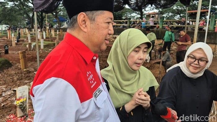 Teman-teman Vidi Aldiano Silih Berganti Datangi Rumah untuk Temani Sheila Dara