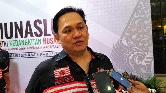 Farhat Abbas Laporkan Fuji ke Polisi