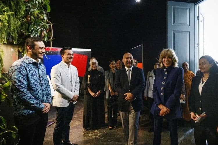 Selebriti Top Indonesia Hadir Sambut Ibu Negara Prancis di Jakarta